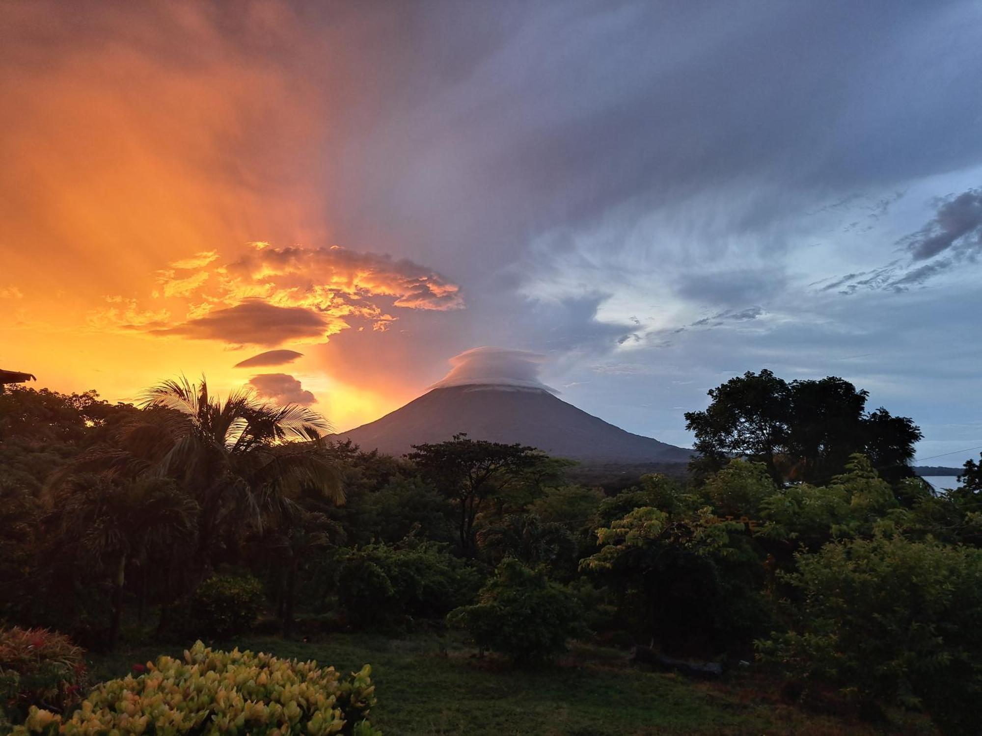 Hostel Santa Cruz Ometepe Altagracia Kültér fotó